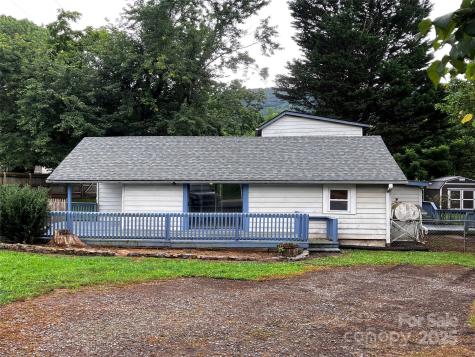 120 Harrison Street Swannanoa NC 28778