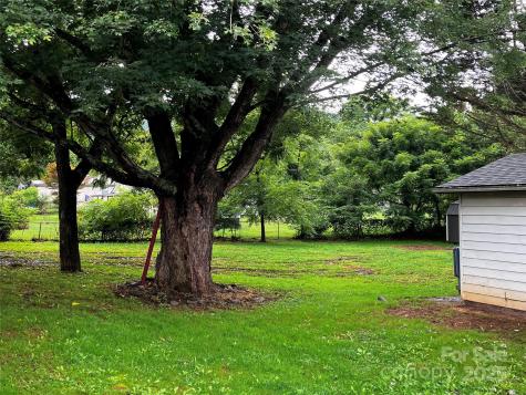 120 Harrison Street Swannanoa NC 28778