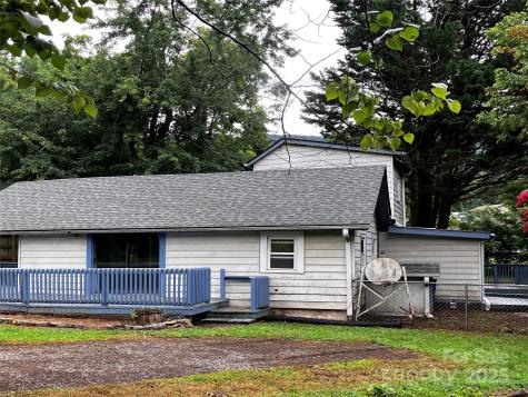 120 Harrison Street Swannanoa NC 28778