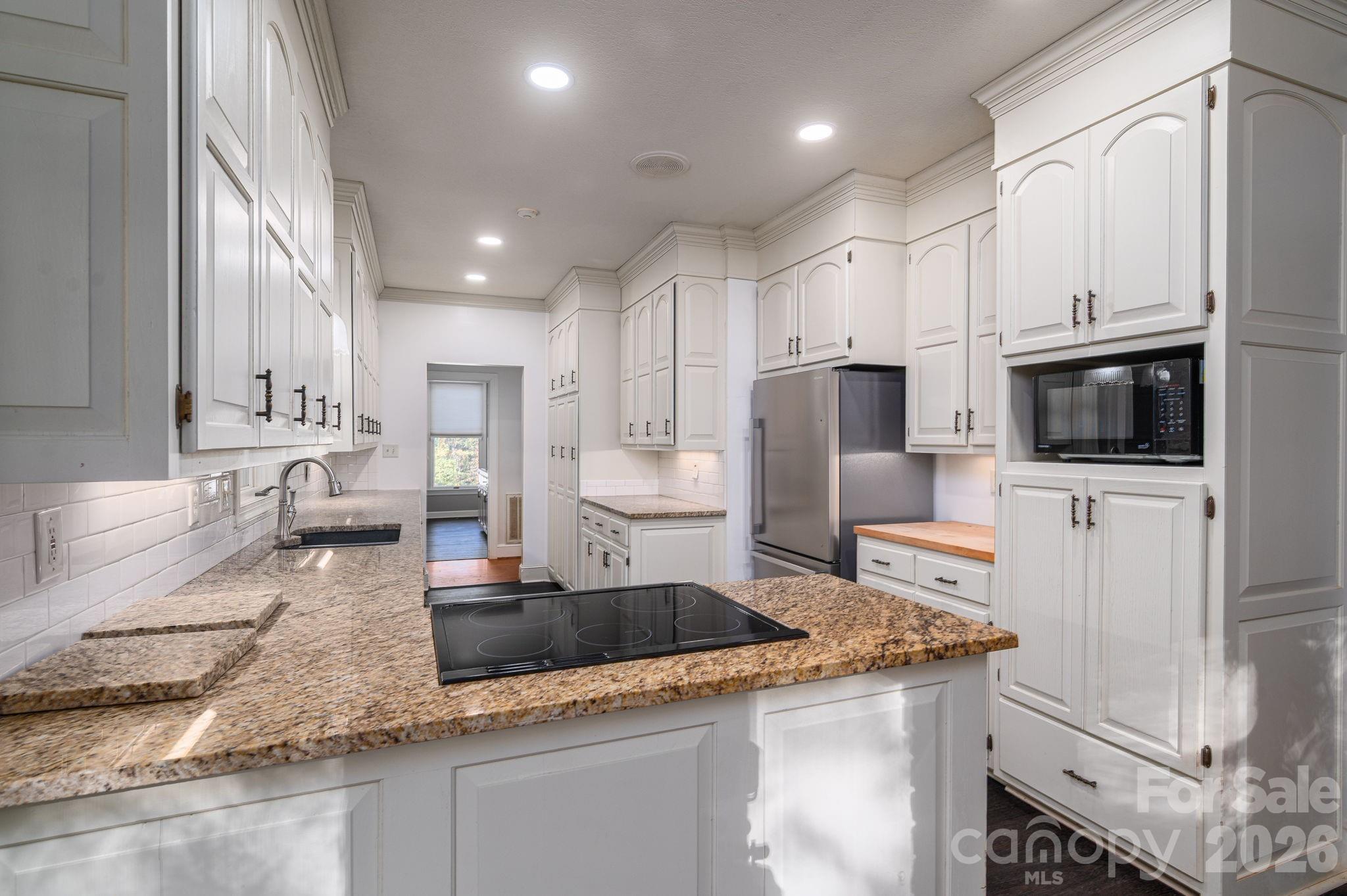 208 Hollow Road Lincolnton NC 28092