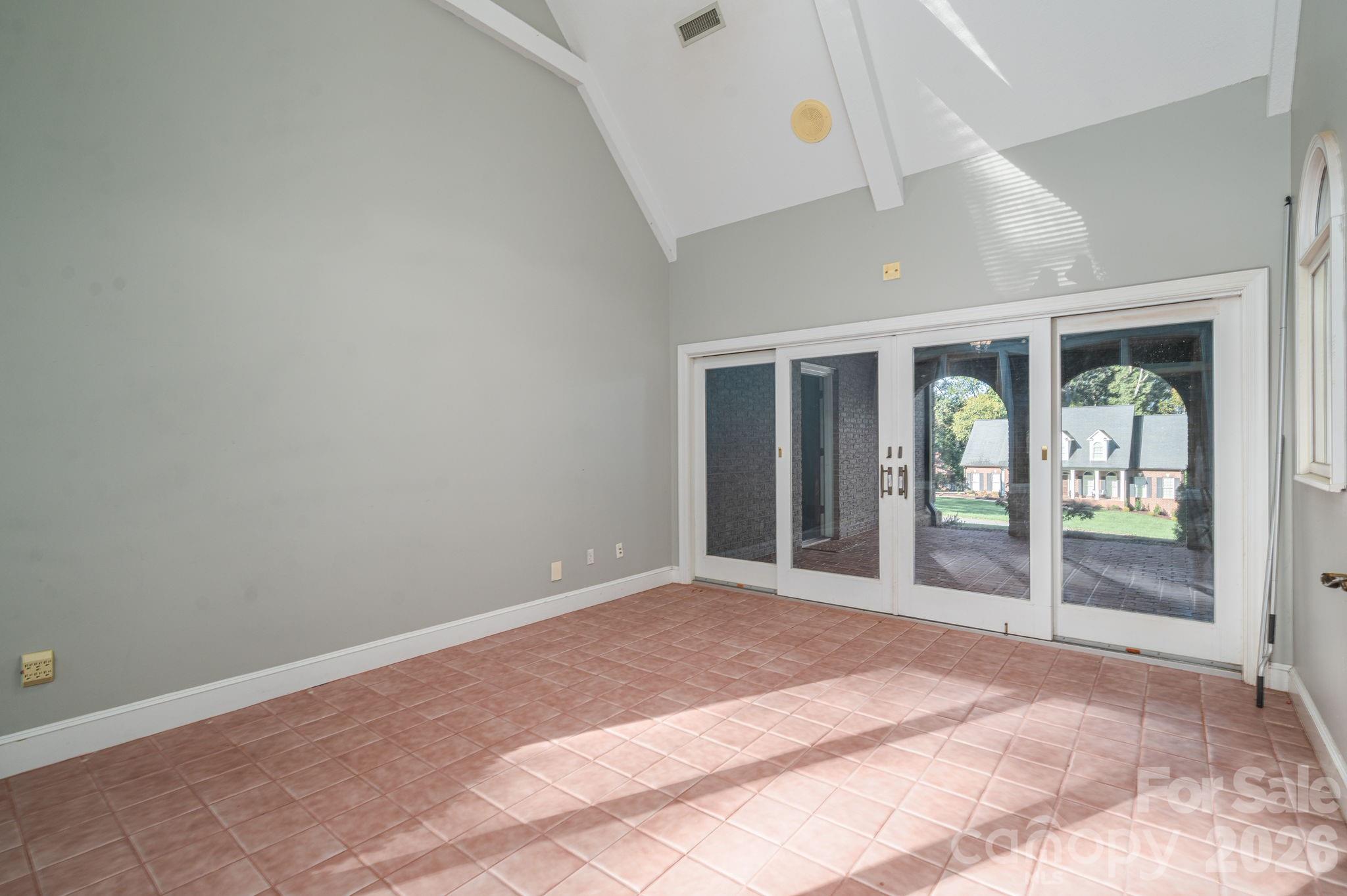 208 Hollow Road Lincolnton NC 28092