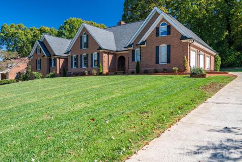 208 Hollow Road Lincolnton NC 28092