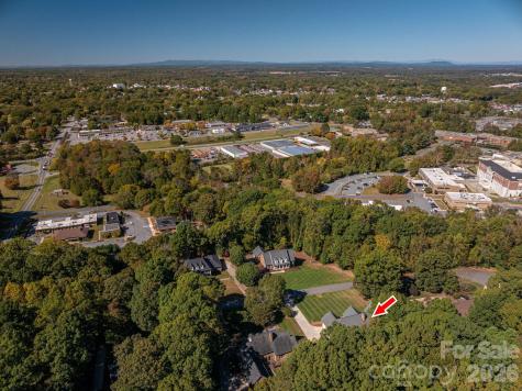 208 Hollow Road Lincolnton NC 28092