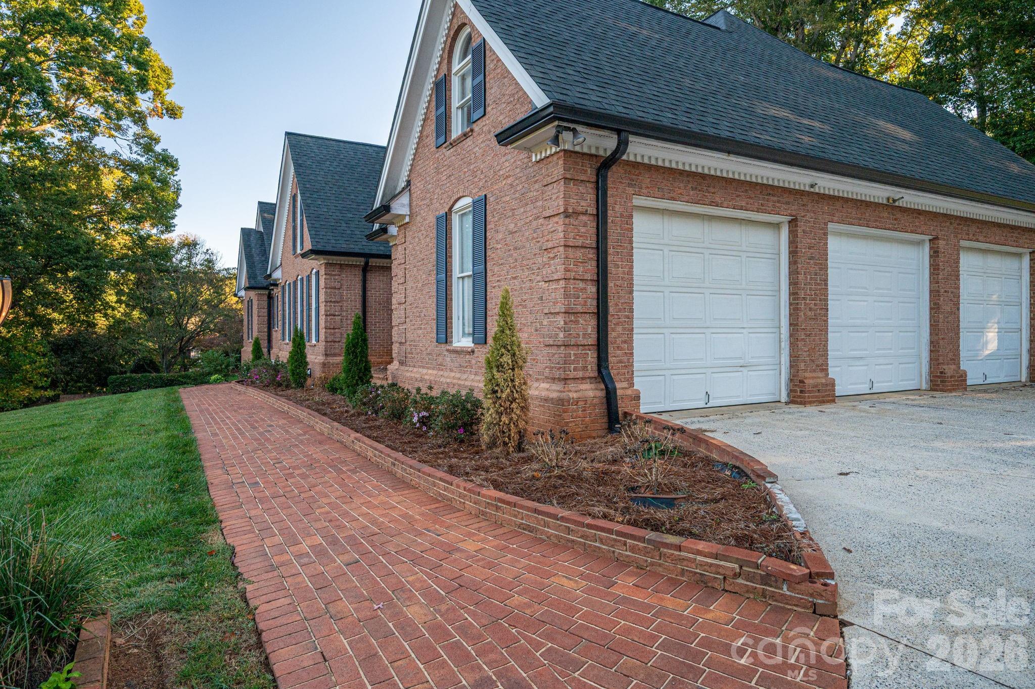 208 Hollow Road Lincolnton NC 28092