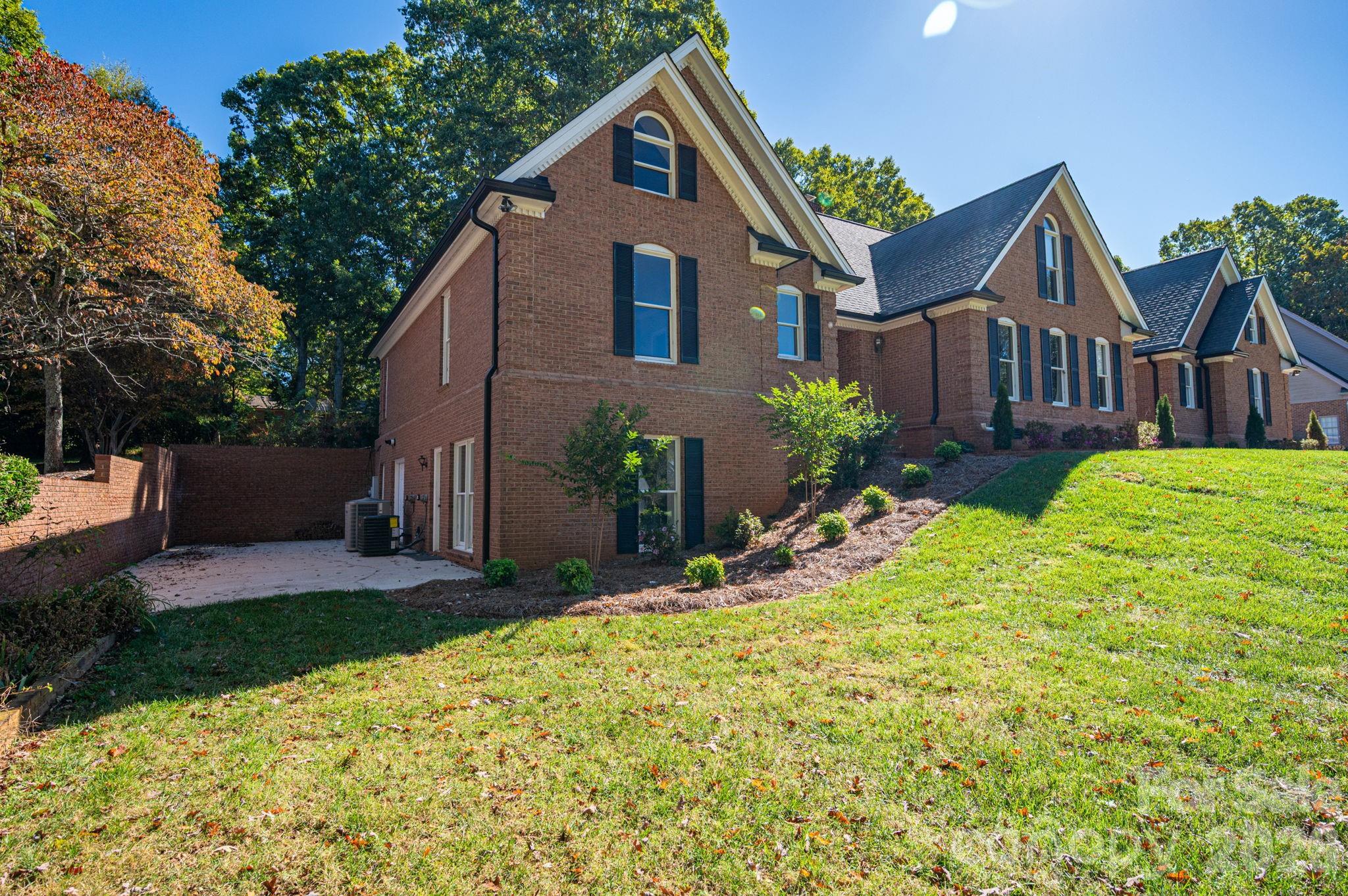 208 Hollow Road Lincolnton NC 28092