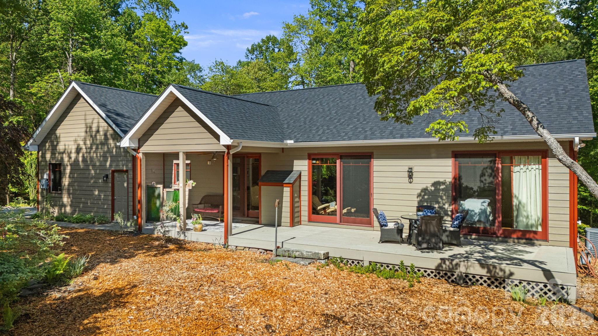 411 Alta Circle Hendersonville NC 28739