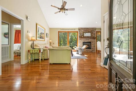 411 Alta Circle Hendersonville NC 28739