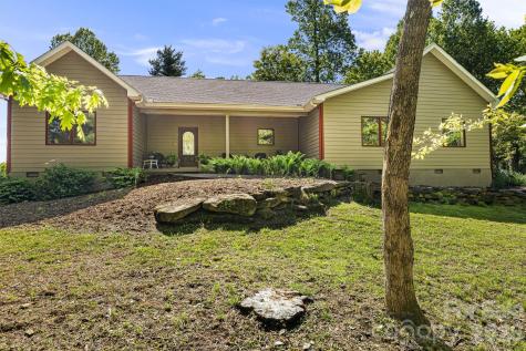 411 Alta Circle Hendersonville NC 28739
