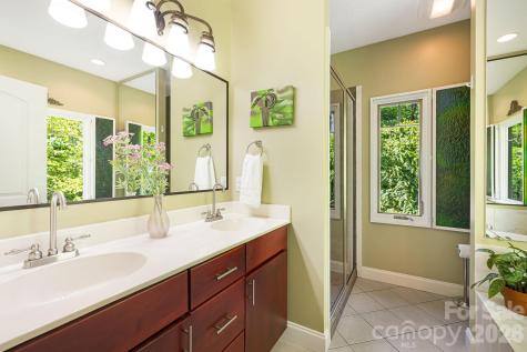 411 Alta Circle Hendersonville NC 28739