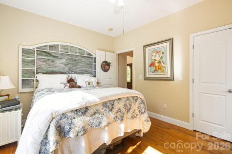 411 Alta Circle Hendersonville NC 28739