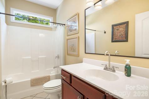 411 Alta Circle Hendersonville NC 28739