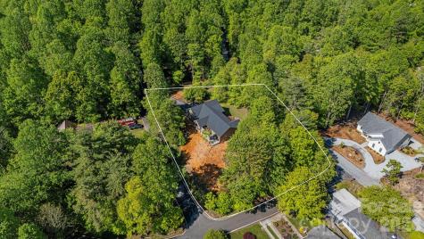 411 Alta Circle Hendersonville NC 28739
