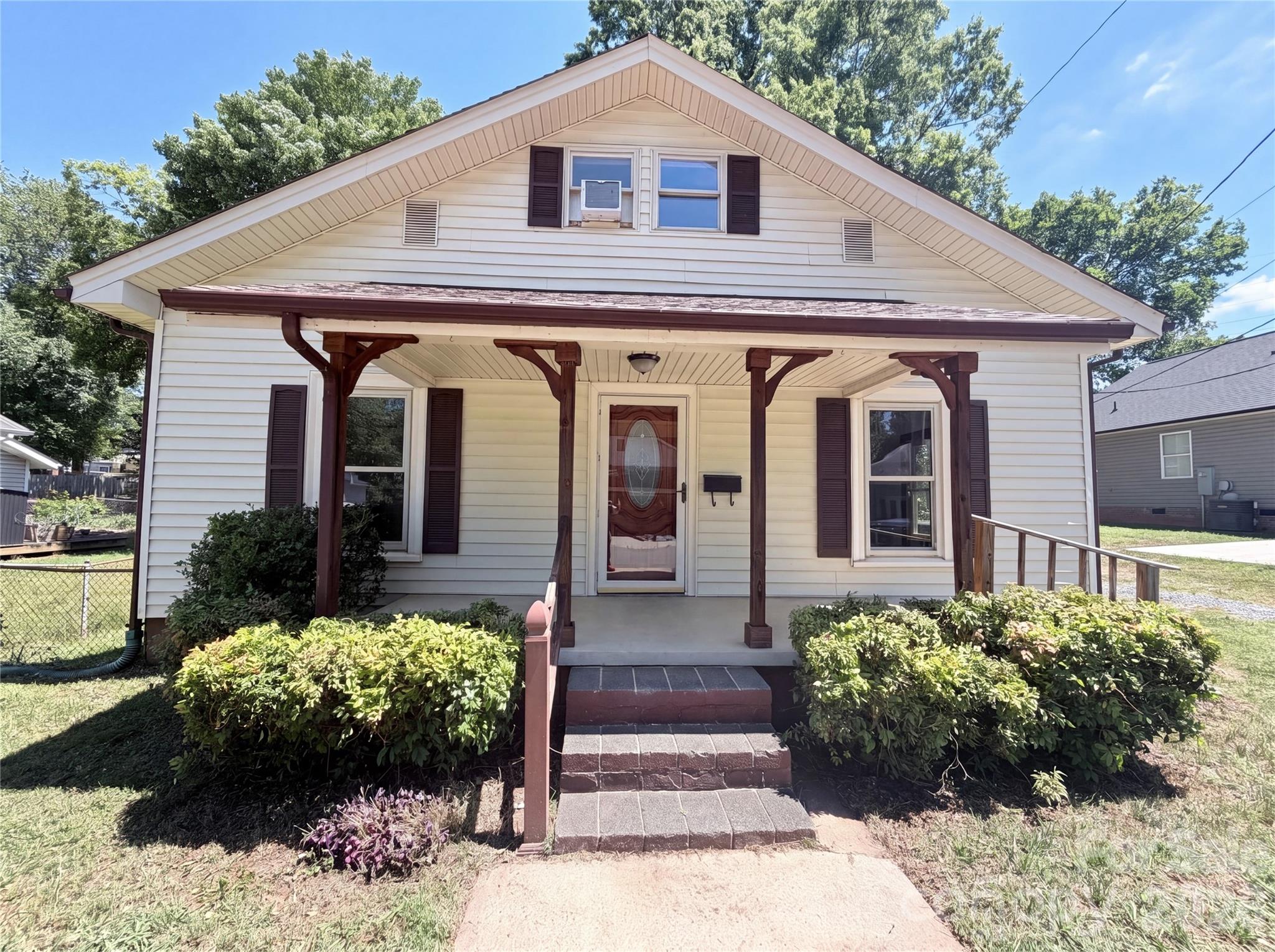406 Dingler Avenue Mooresville NC 28115