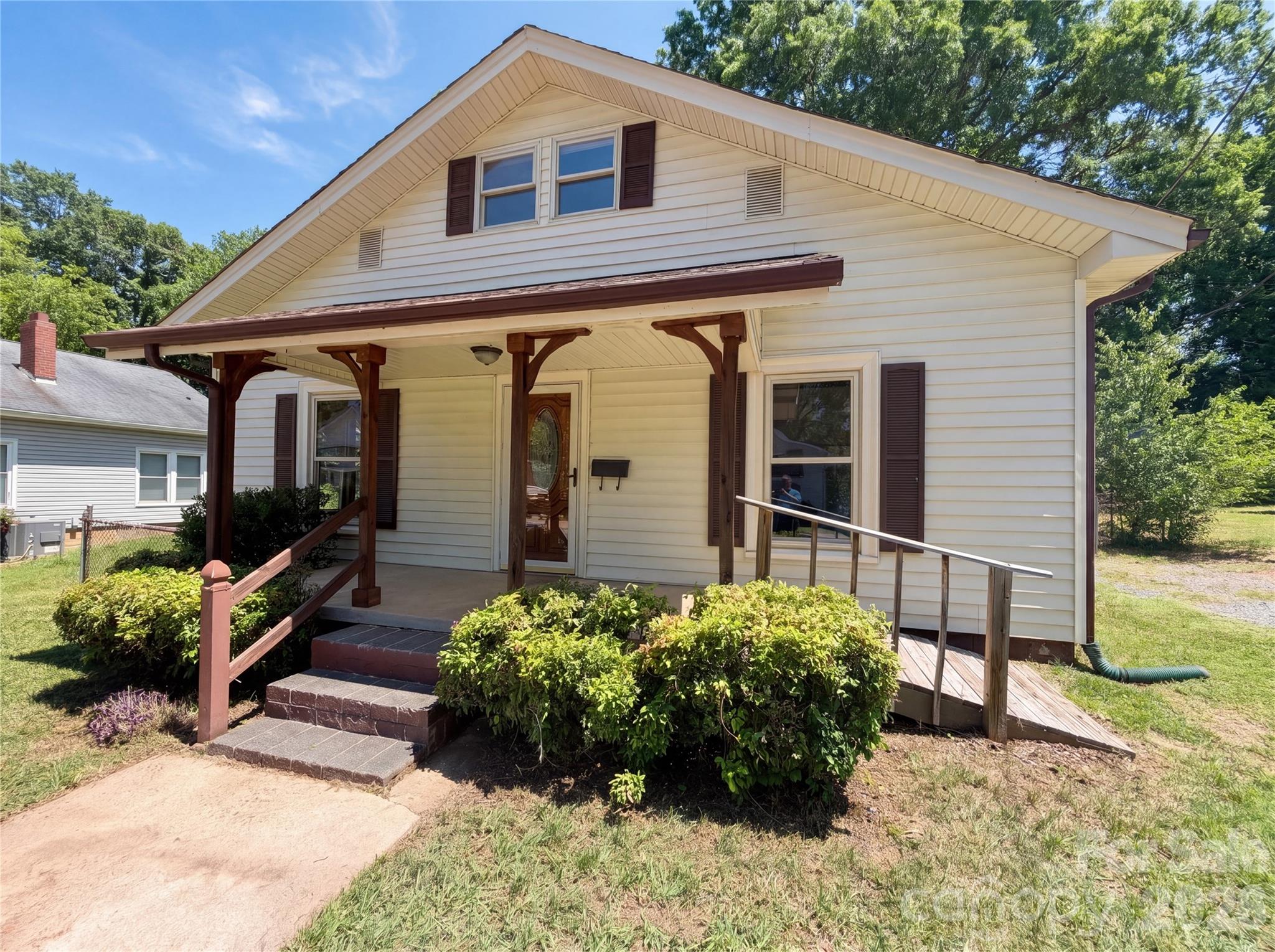 406 Dingler Avenue Mooresville NC 28115