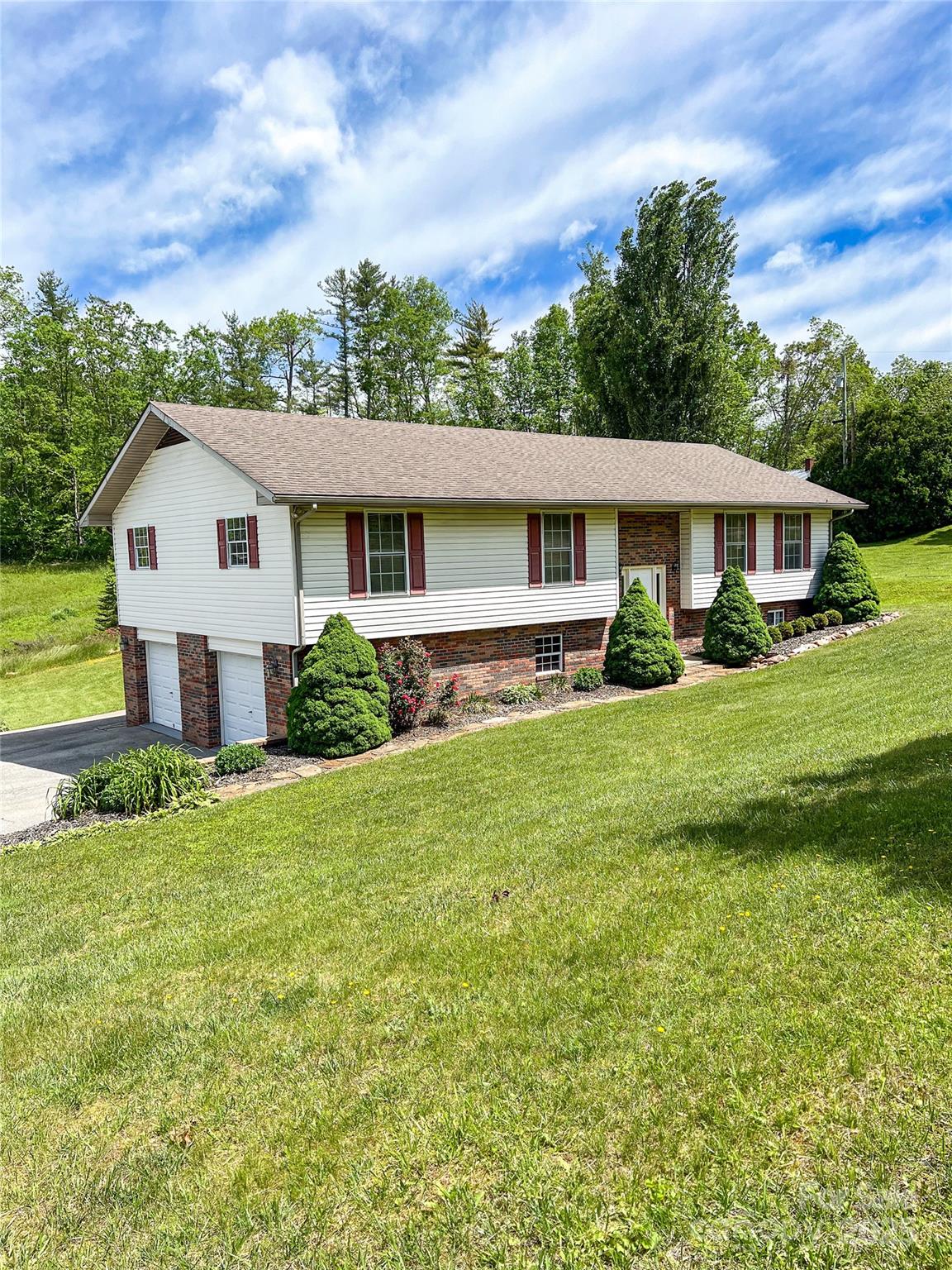 660 Halltown Road Spruce Pine NC 28777