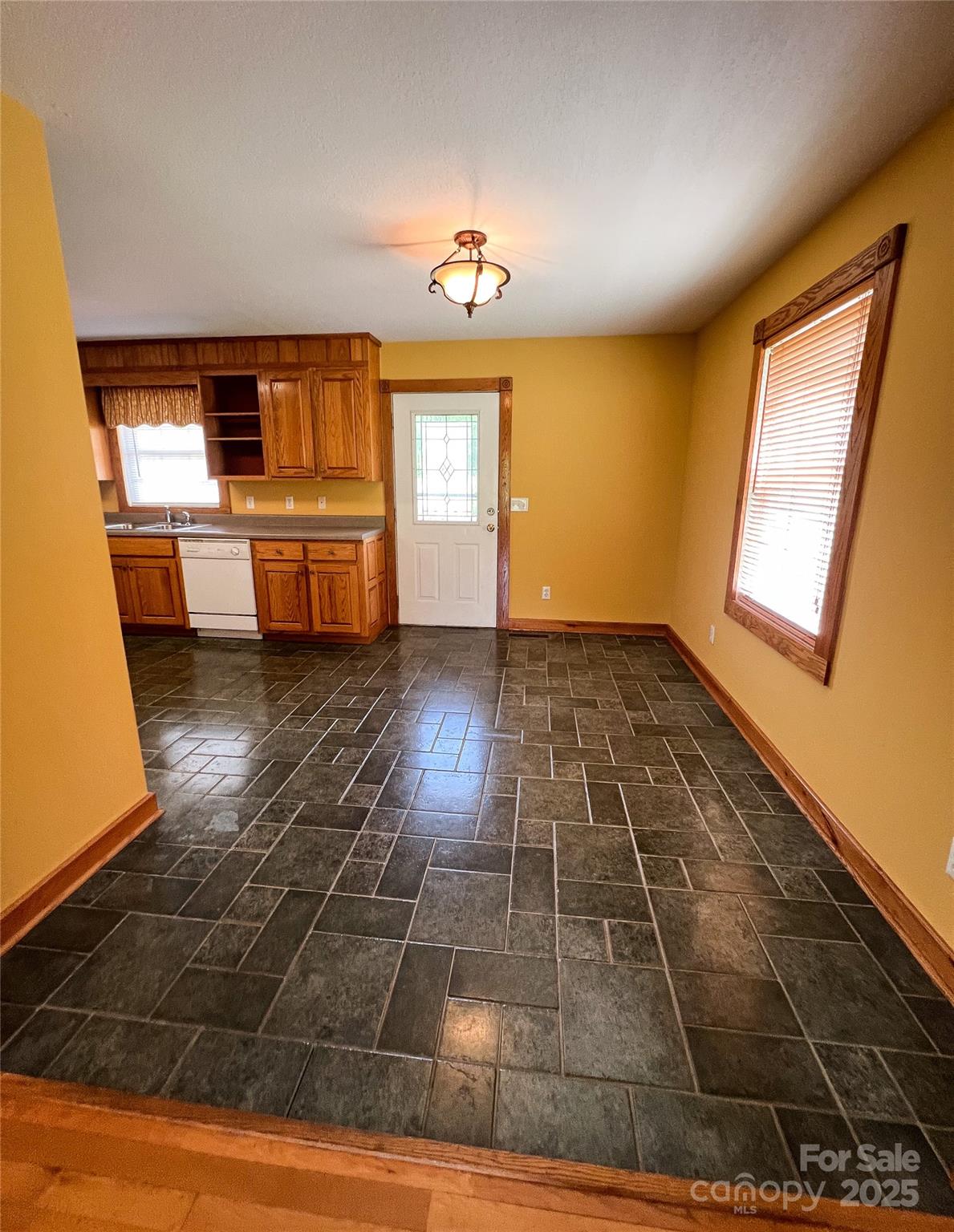 660 Halltown Road Spruce Pine NC 28777