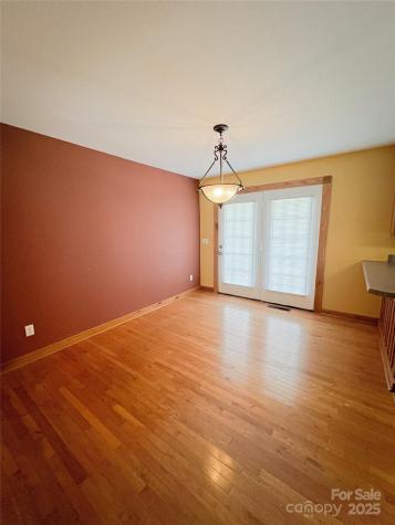 660 Halltown Road Spruce Pine NC 28777