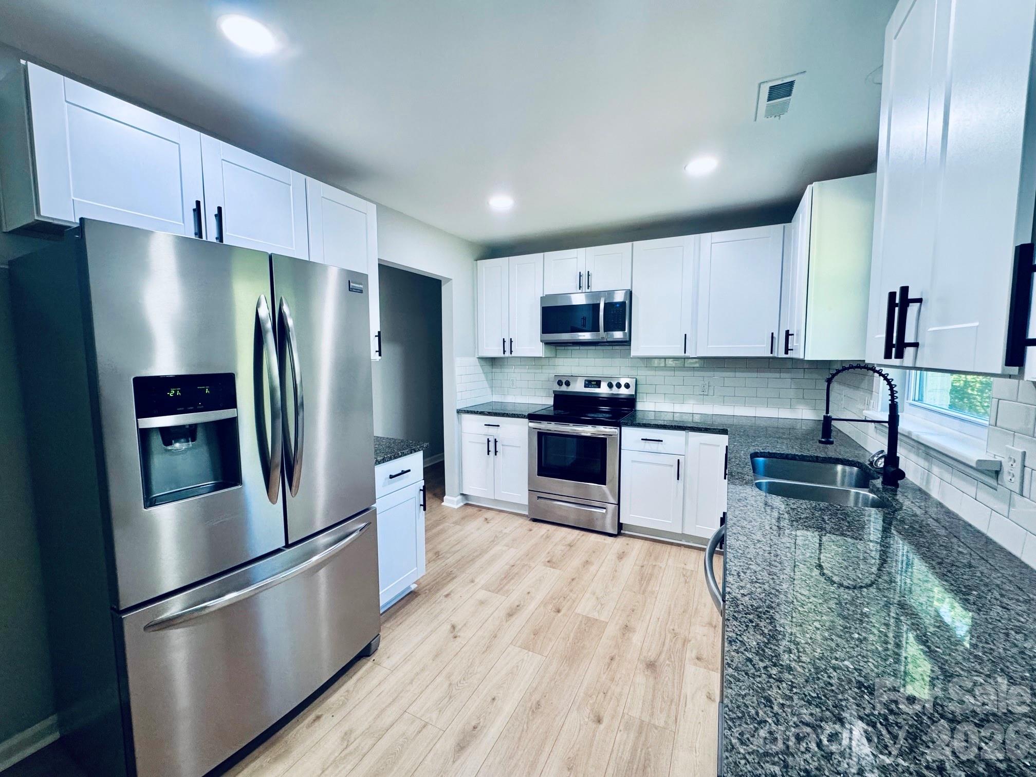 533 Frank Drive Charlotte NC 28215