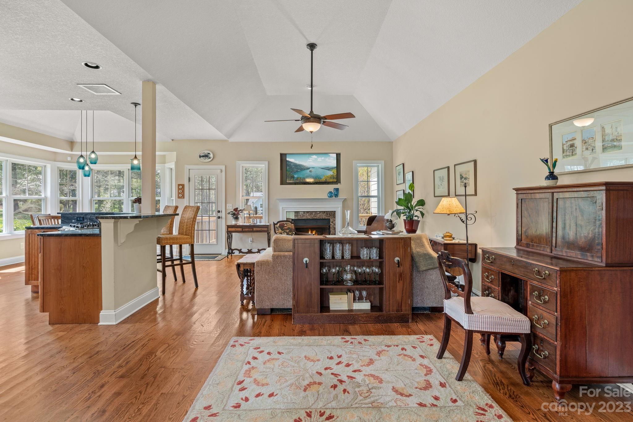 2409 Riceville Road Asheville NC 28805