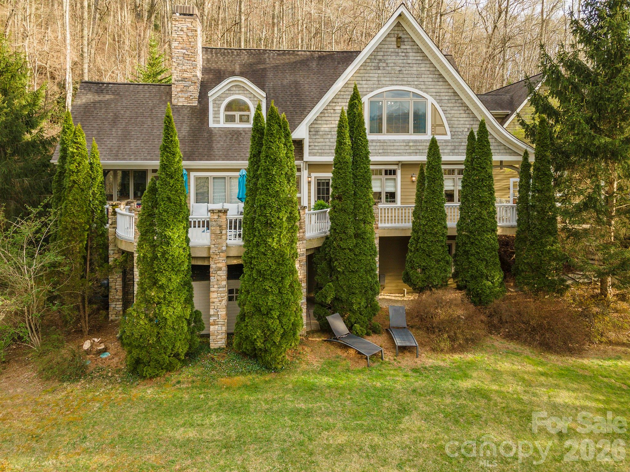 11 Hearthstone Drive Asheville NC 28803