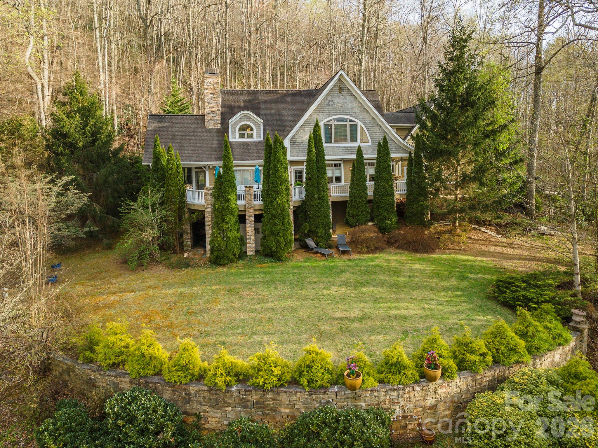 11 Hearthstone Drive Asheville NC 28803