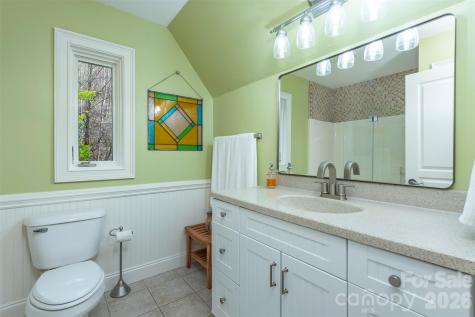 11 Hearthstone Drive Asheville NC 28803
