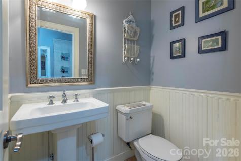 11 Hearthstone Drive Asheville NC 28803