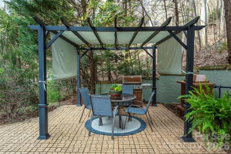 11 Hearthstone Drive Asheville NC 28803