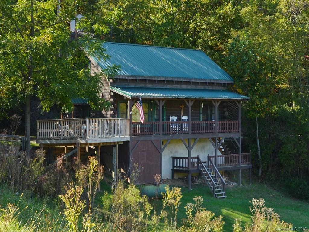 20 Creeds Cove Lane Waynesville NC 28785