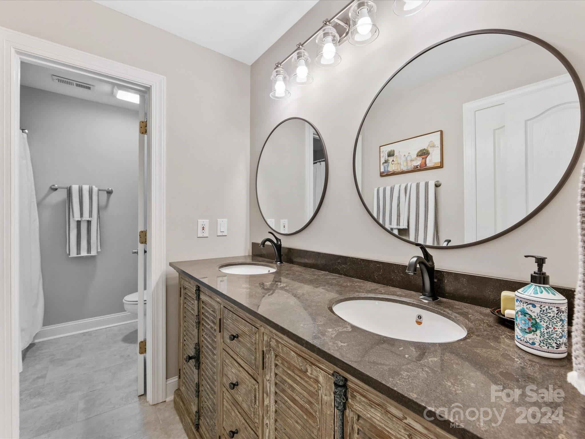 9123 Bonnie Briar Circle Charlotte NC 28277
