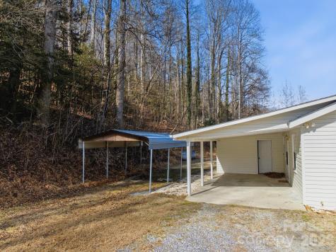 2531 Indian Grave Road Lenoir NC 28645