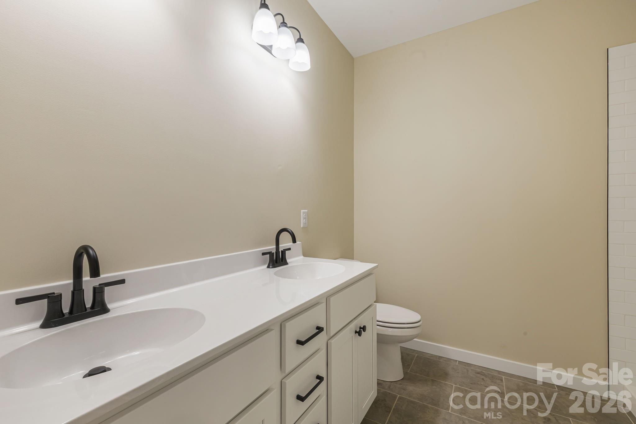 102 Babb Street Waynesville NC 28786