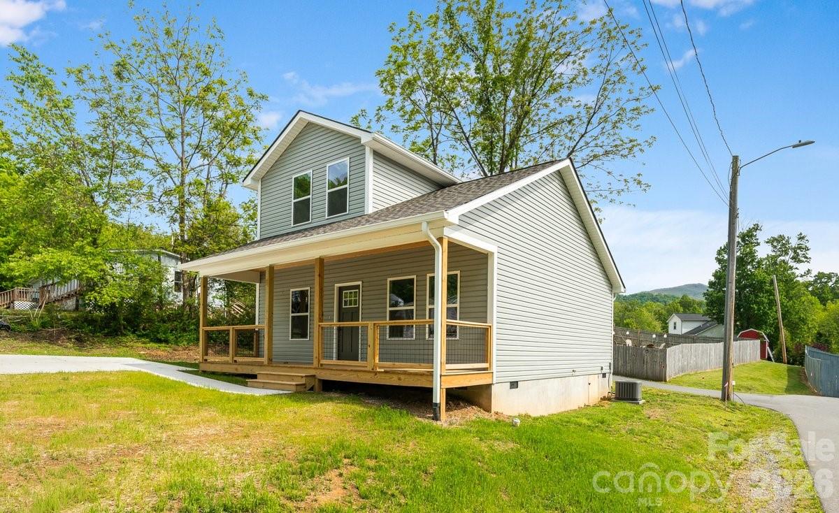102 Babb Street Waynesville NC 28786