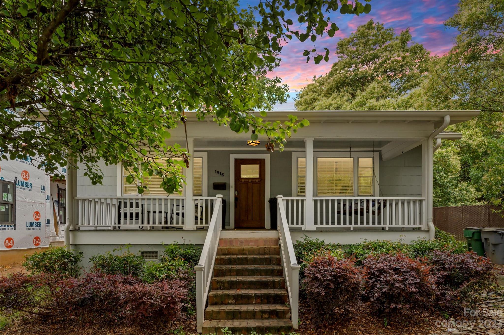 1916 Hamorton Place Charlotte NC 28205