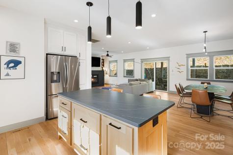 41 Acona Lane Asheville NC 28803