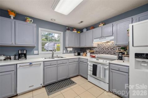60 Southchase Drive Fletcher NC 28732