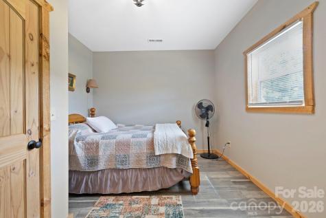 442 Blantyre Church Road Horse Shoe NC 28742