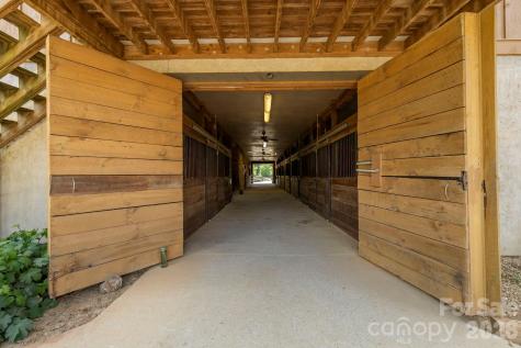 442 Blantyre Church Road Horse Shoe NC 28742