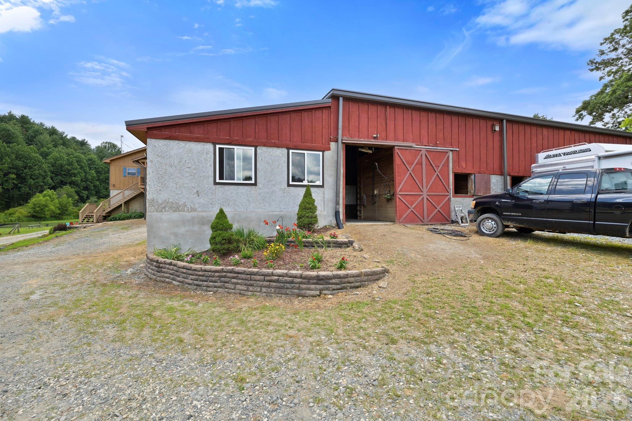 442 Blantyre Church Road Horse Shoe NC 28742