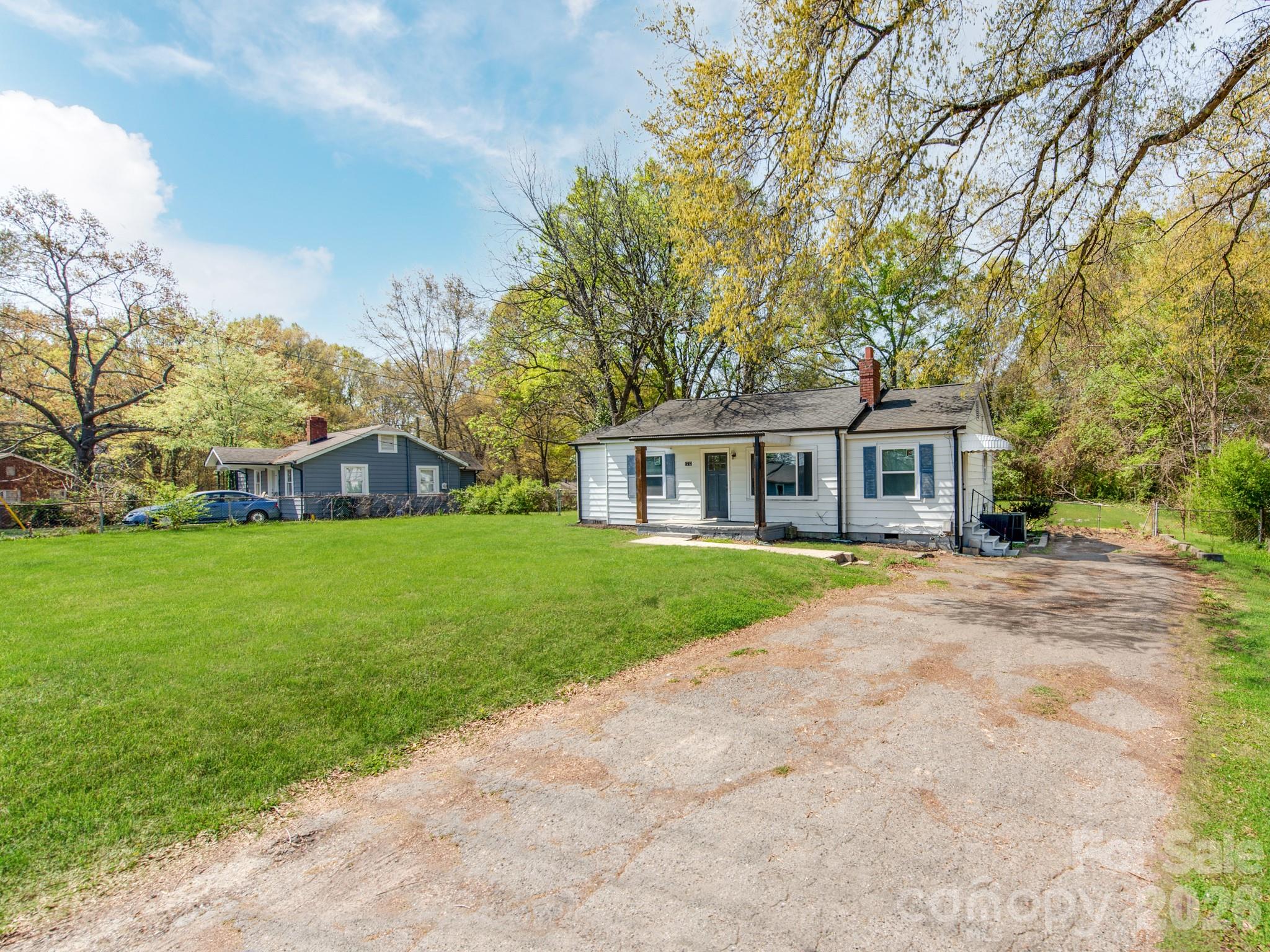 1717 W Davidson Avenue Gastonia NC 28052