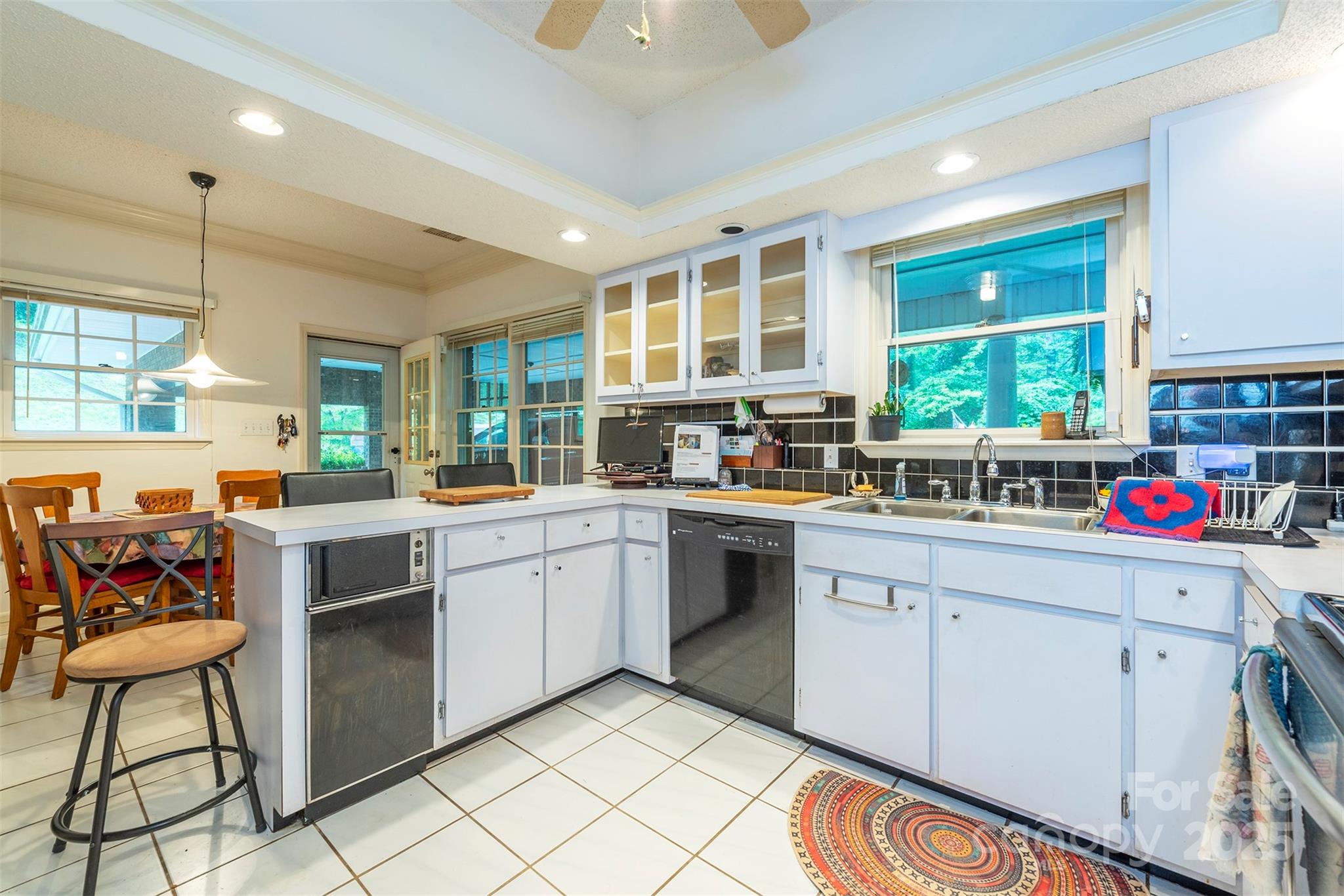 695 Chestnut Mountain Road Canton NC 28716
