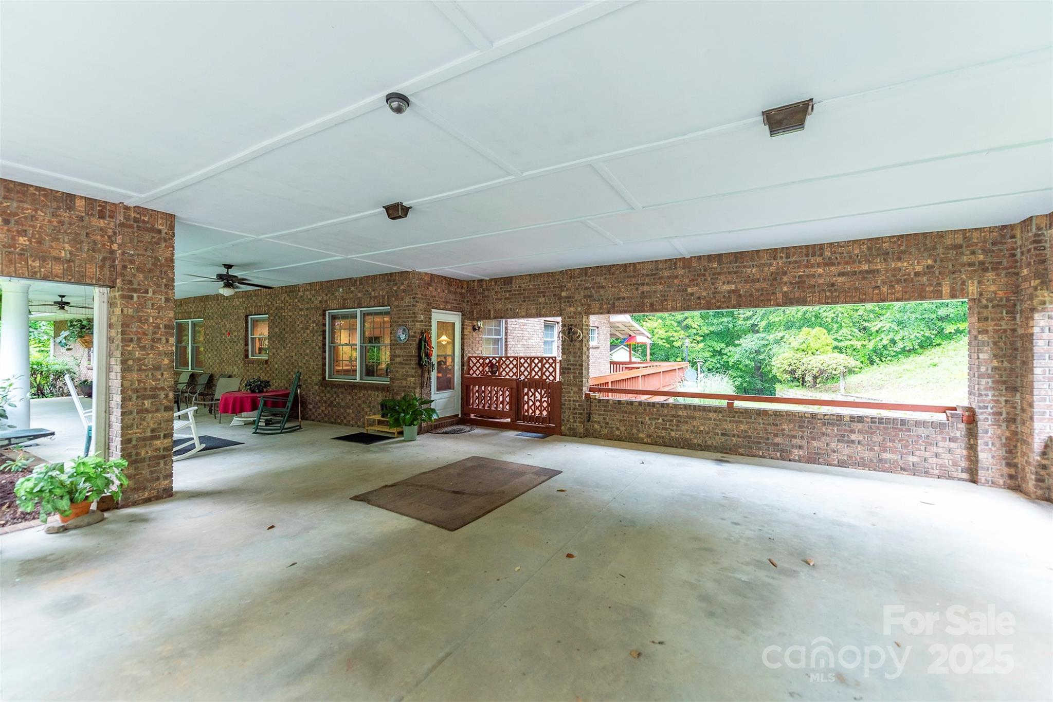 695 Chestnut Mountain Road Canton NC 28716