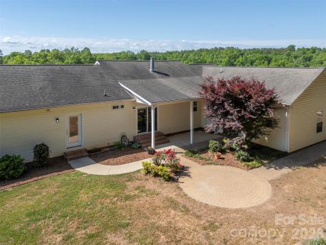 456 River Road Rutherfordton NC 28139