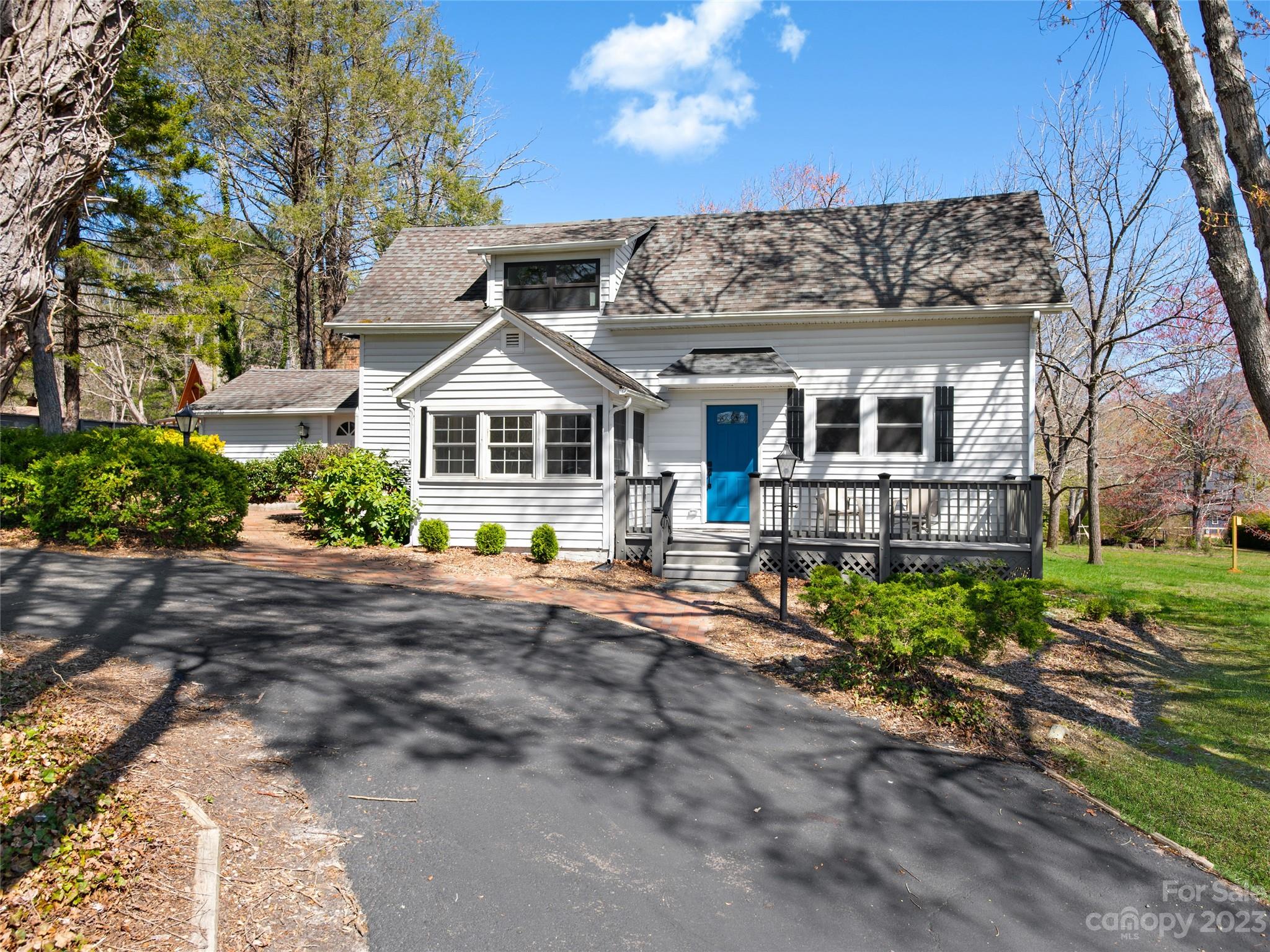 21 Bethesda Road Asheville NC 28805