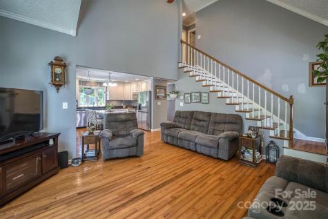 7376 Nc 181 Morganton NC 28655