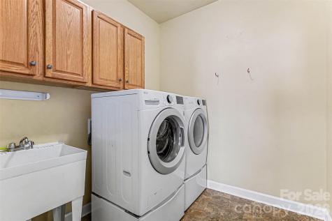 1392 Bottle Brush Lane Harrisburg NC 28075