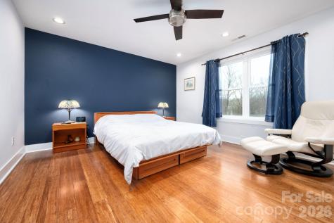 31 Central Avenue W Asheville NC 28806