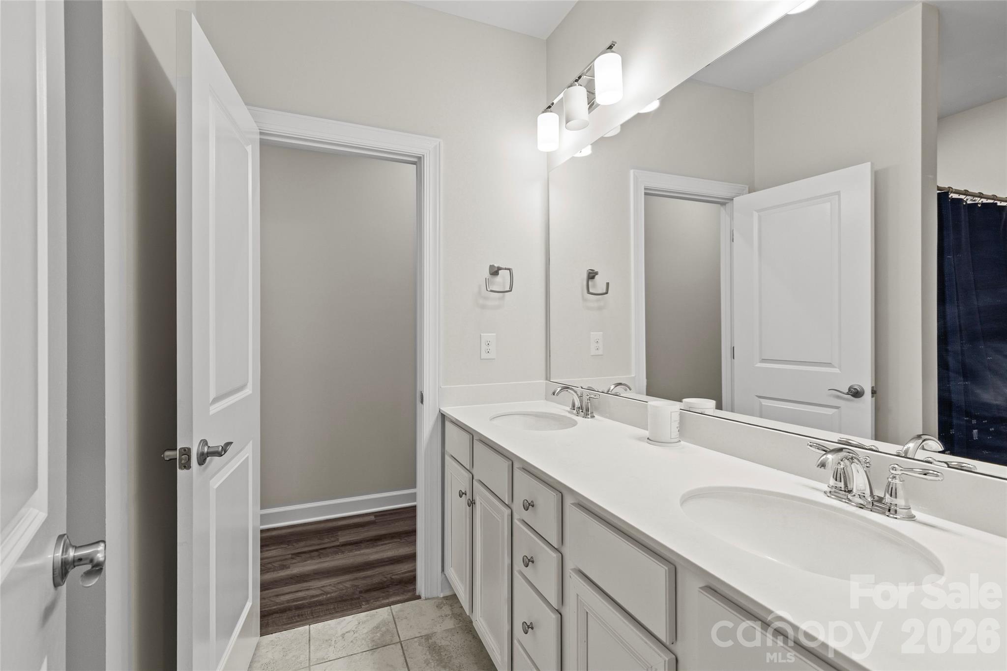 9306 Dufaux Drive Charlotte NC 28278