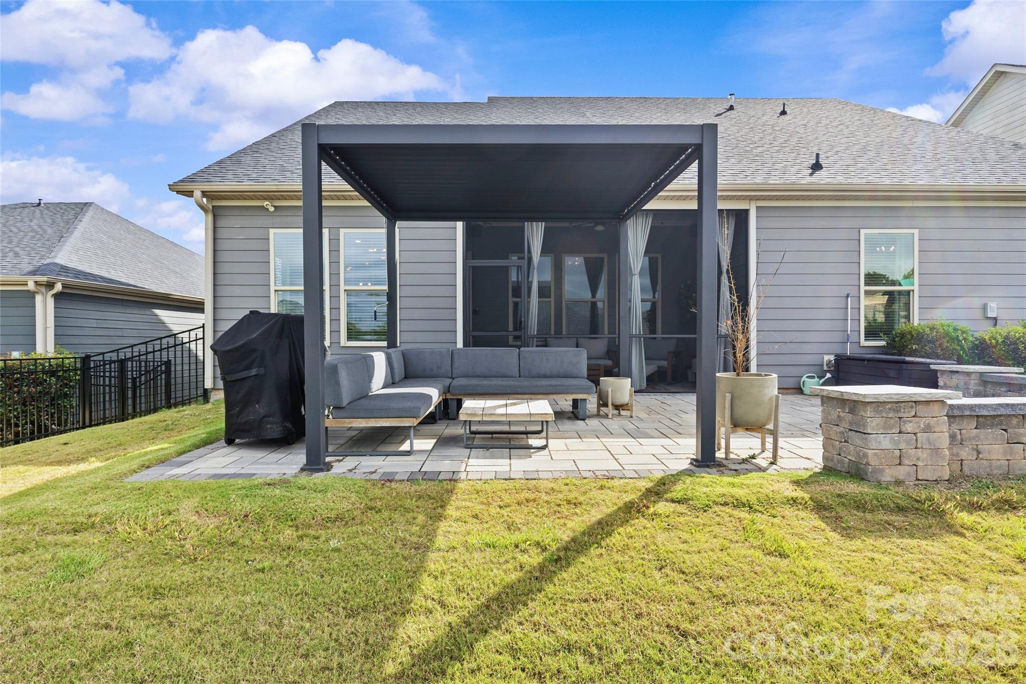 9306 Dufaux Drive Charlotte NC 28278