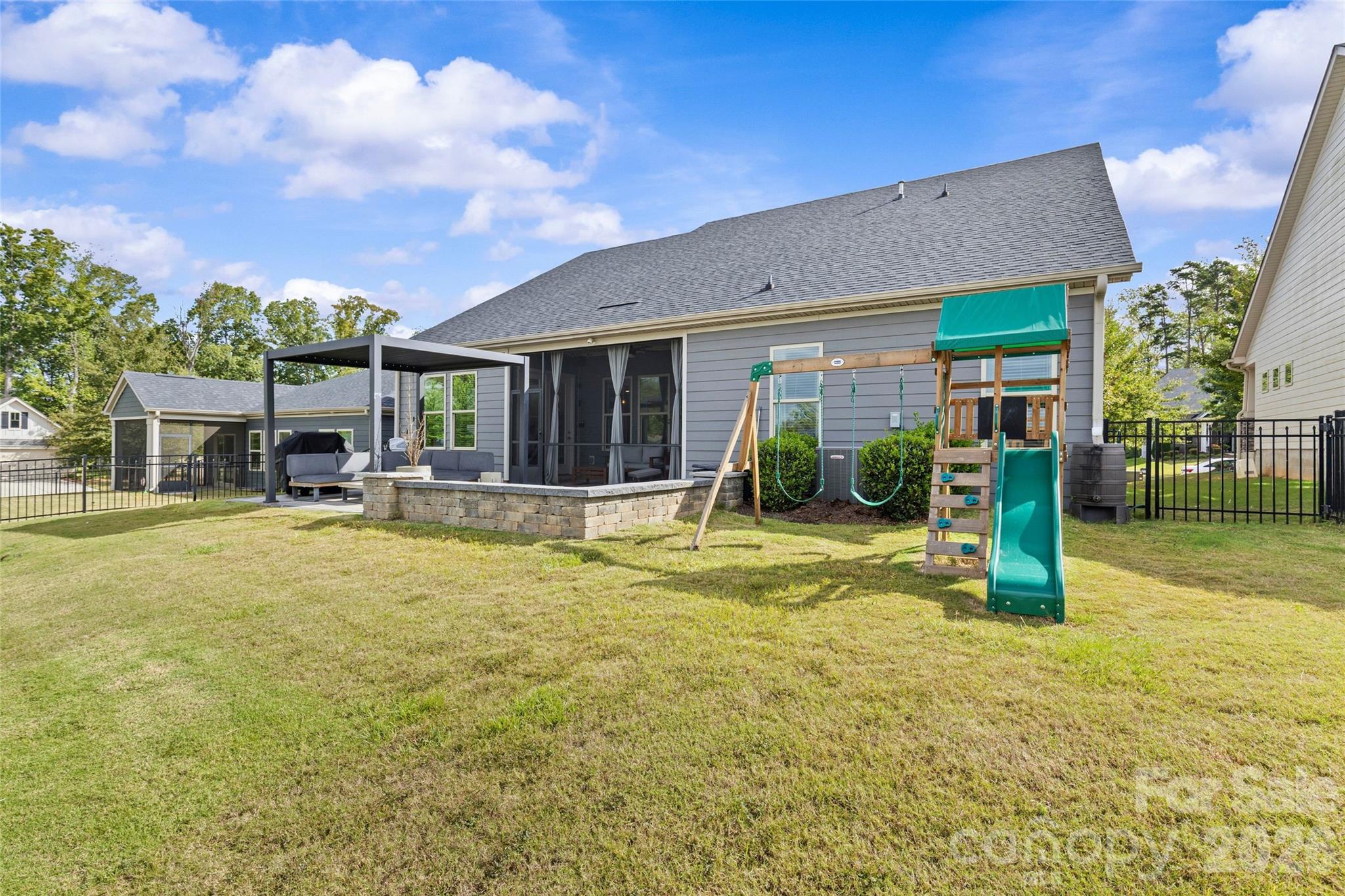 9306 Dufaux Drive Charlotte NC 28278